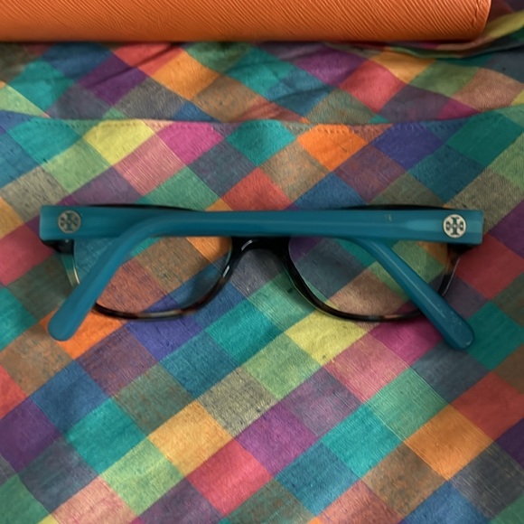 Tory Burch “frames” - Picture 6 of 12